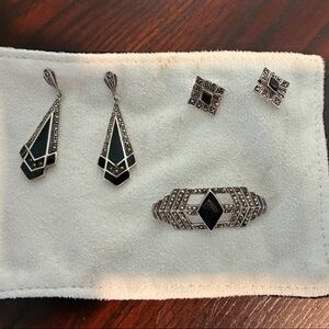 Art Deco Black and Silver Jewelry Set